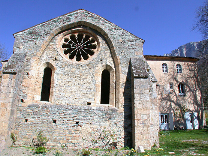 Guided tour of Valcroissant Abbey as part of Heritage Days