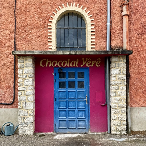 Exposition - La chocolaterie Yêrê accueille les éditions des collemboles