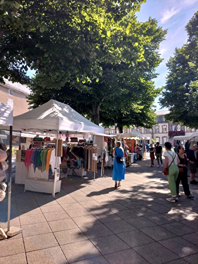 Marché Laine et Soie