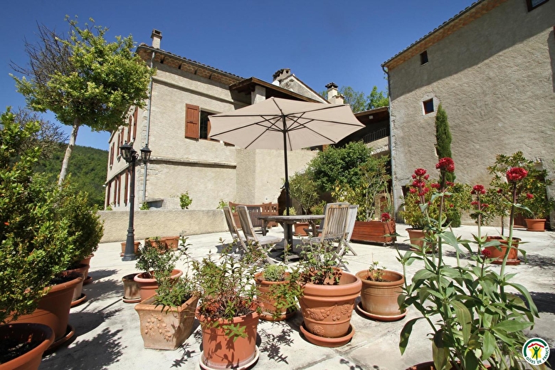 La grande terrasse conviviale