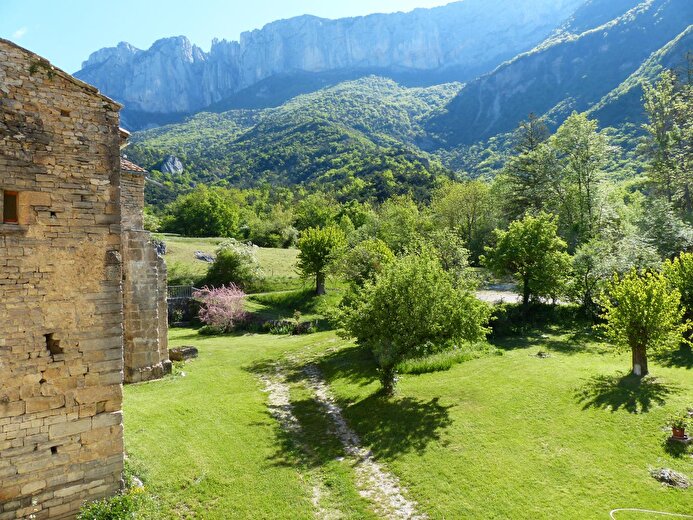 Gîtes d'étape et de séjour de l'Abbaye de Valcroissant