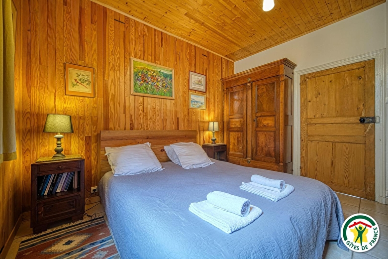 Chambre 1 (160x200 et 90x190), côté salon