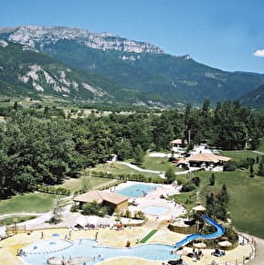 Vue aérienne piscine