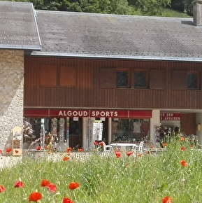 Découvrez la boutique Algoud Sport au coeur de la station du Col de Rousset