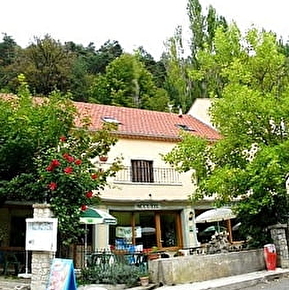 HOTEL RESTAURANT LE  MONT BARRAL