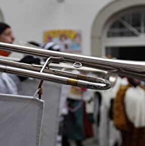 Vogue et fanfare